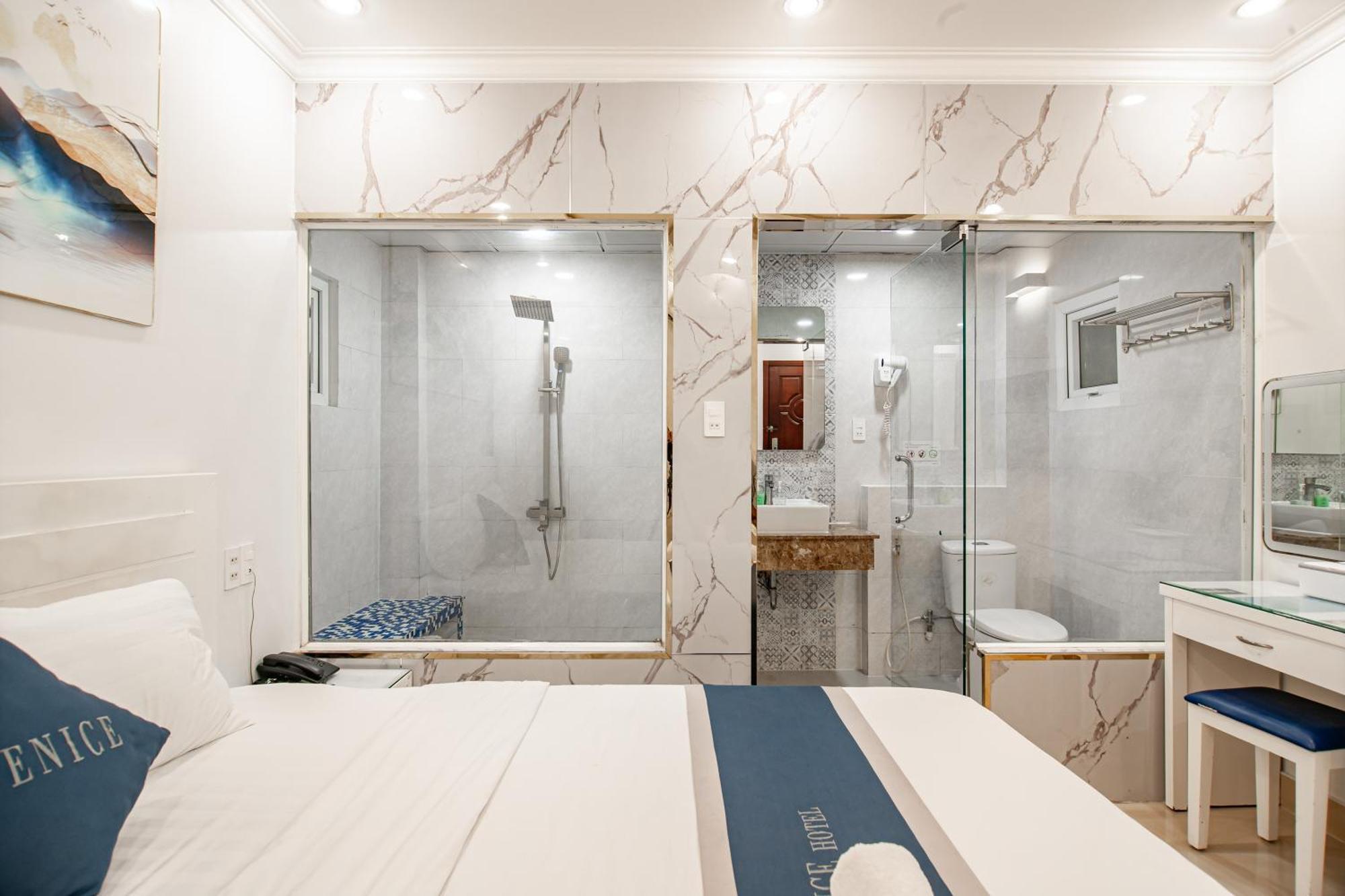 Venice Hotel ホーチミン市 エクステリア 写真