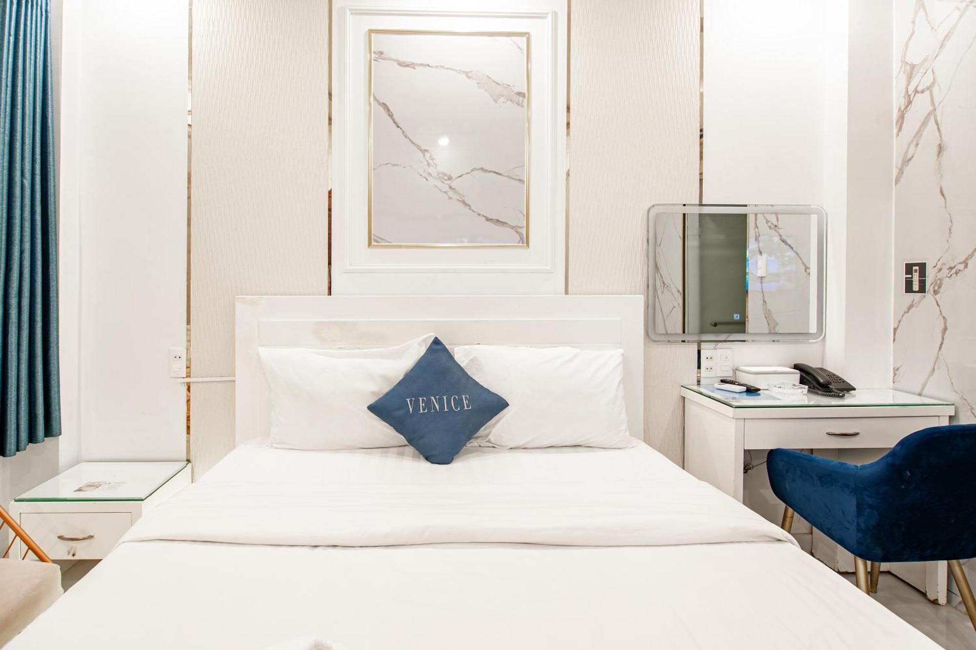 Venice Hotel ホーチミン市 エクステリア 写真