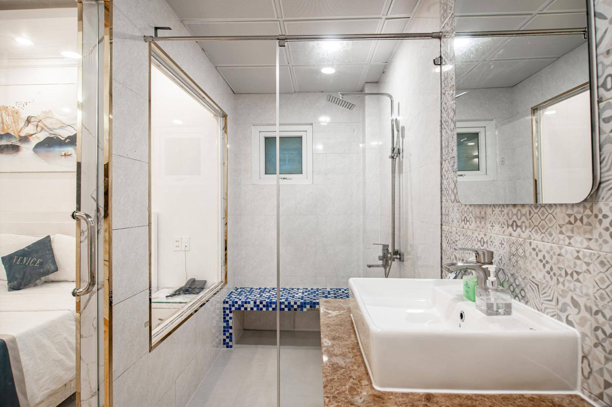 Venice Hotel ホーチミン市 エクステリア 写真